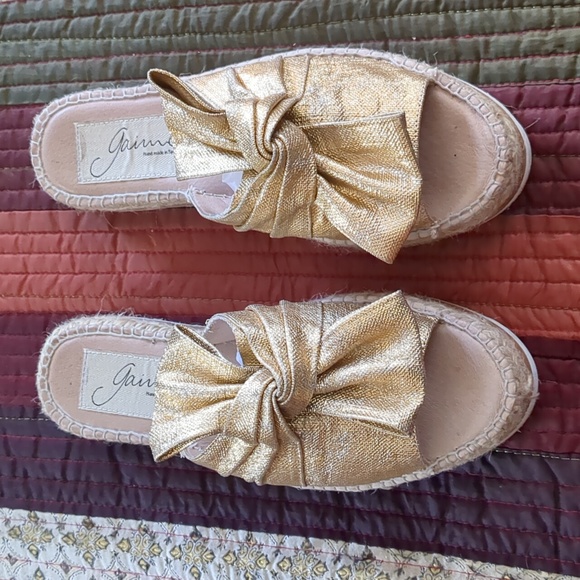 SAMANTHA GAIMO* espadrille slide imported from Spain oversized bow gold - Picture 3 of 13